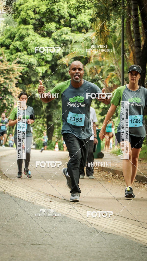 Buy your photos of the eventPark Run on Fotop