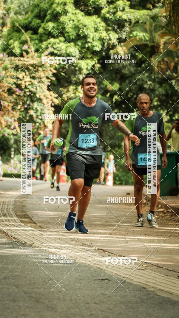 Buy your photos of the eventPark Run on Fotop