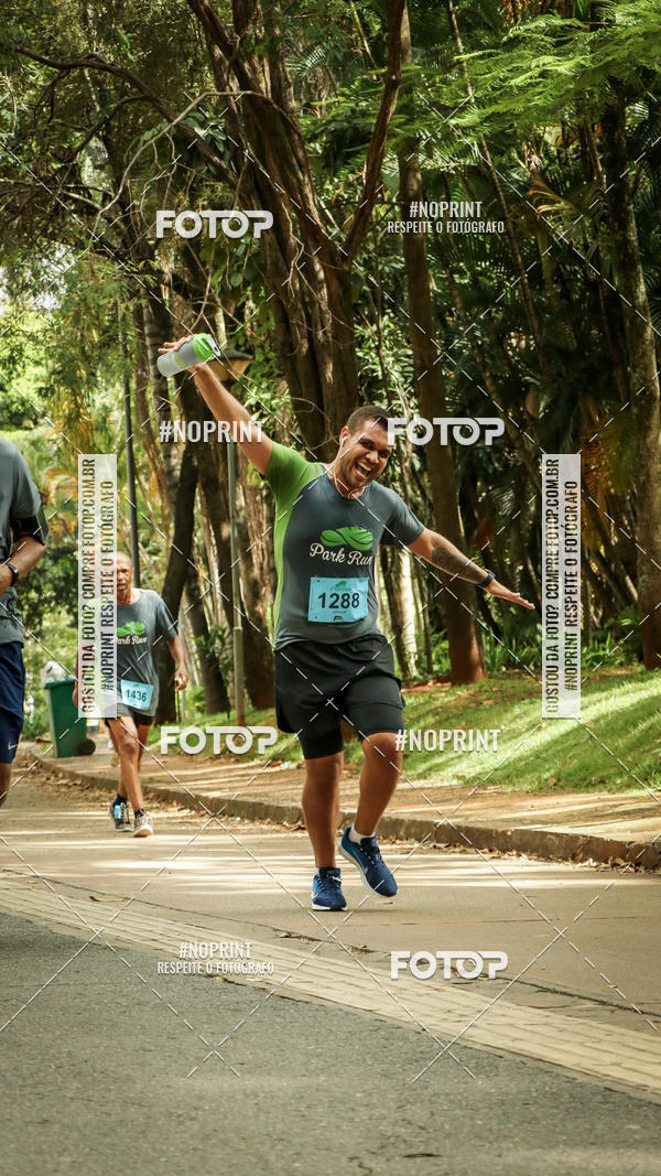 Buy your photos of the eventPark Run on Fotop