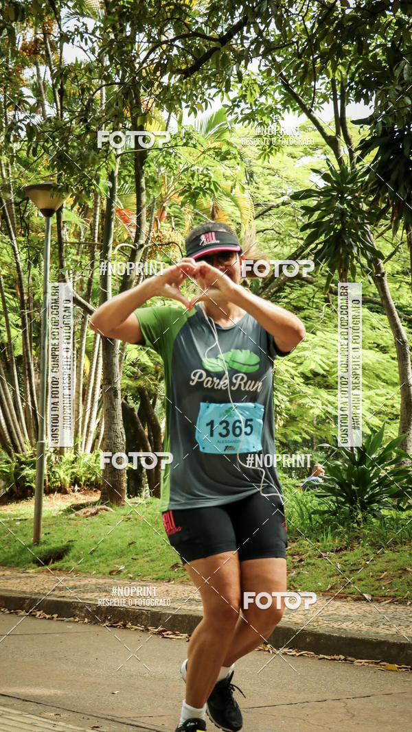 Buy your photos of the eventPark Run on Fotop