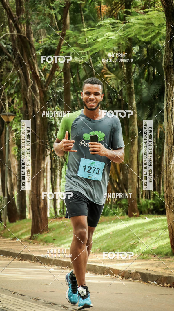 Buy your photos of the eventPark Run on Fotop