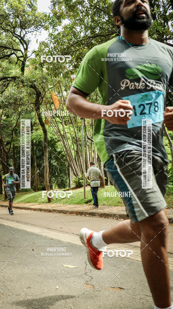 Buy your photos of the eventPark Run on Fotop