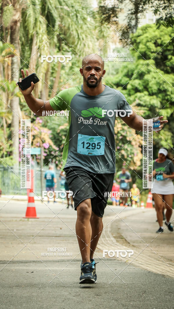 Buy your photos of the eventPark Run on Fotop