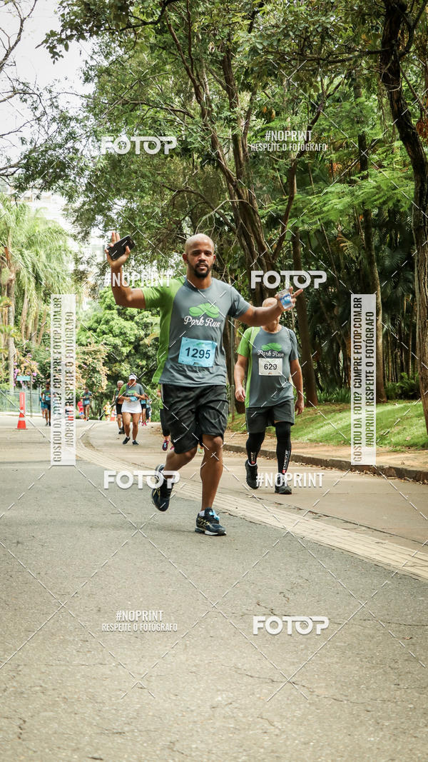 Buy your photos of the eventPark Run on Fotop