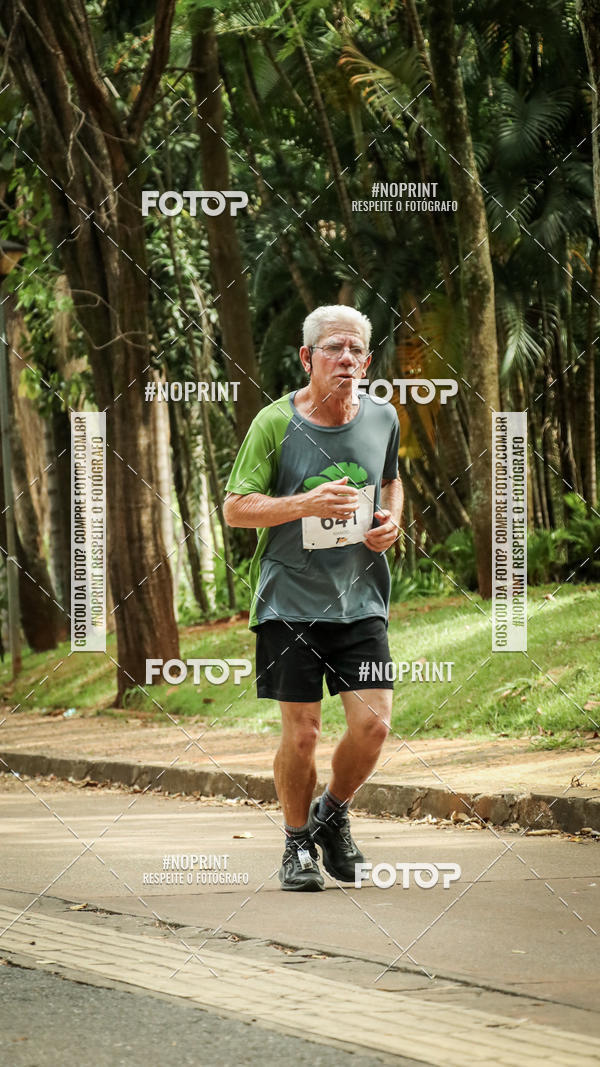 Buy your photos of the eventPark Run on Fotop