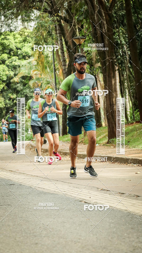 Buy your photos of the eventPark Run on Fotop