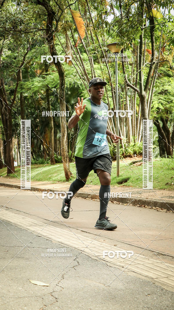 Buy your photos of the eventPark Run on Fotop