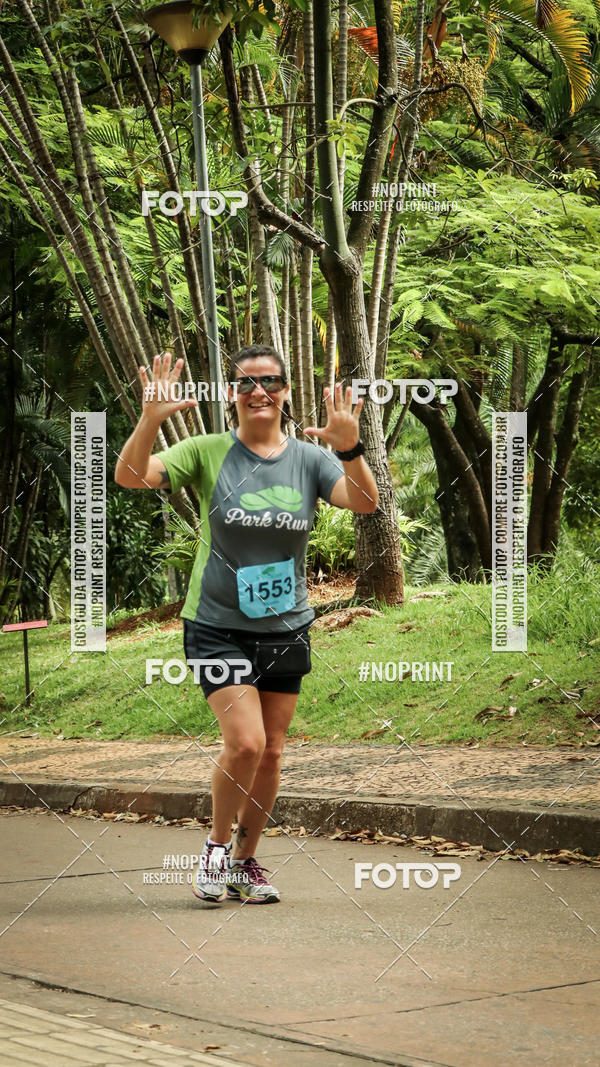 Buy your photos of the eventPark Run on Fotop