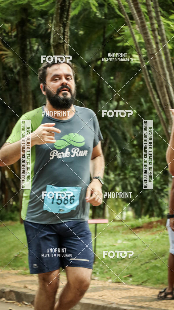 Buy your photos of the eventPark Run on Fotop