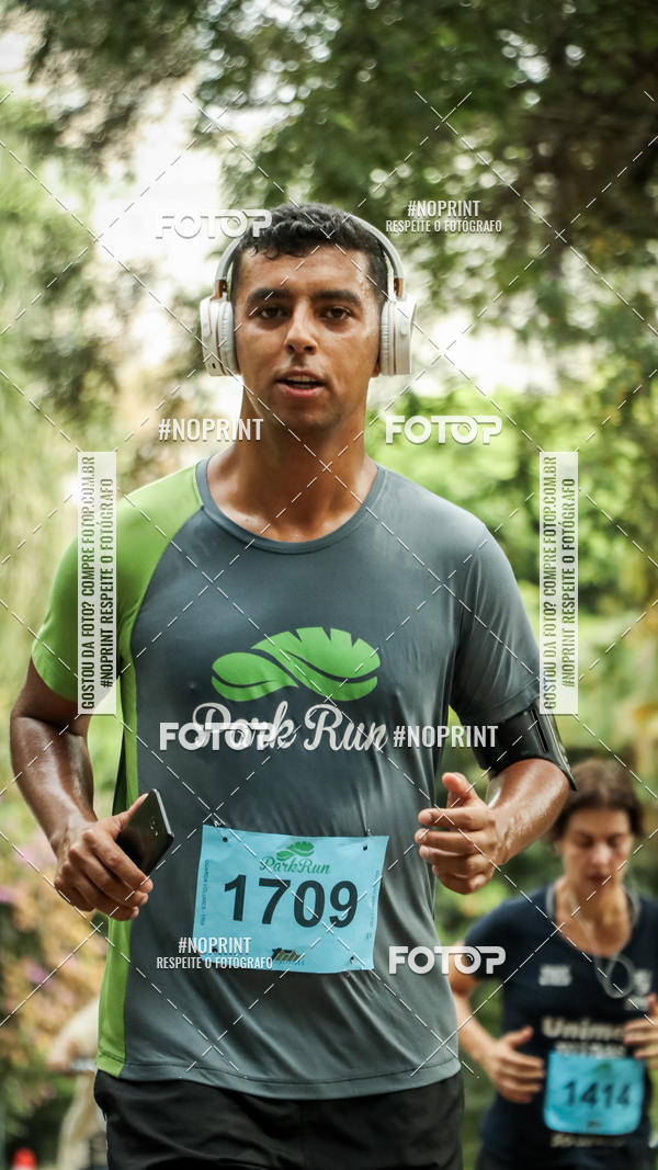Buy your photos of the eventPark Run on Fotop