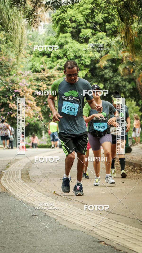 Buy your photos of the eventPark Run on Fotop