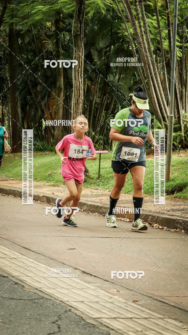 Buy your photos of the eventPark Run on Fotop