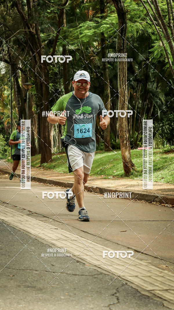 Buy your photos of the eventPark Run on Fotop