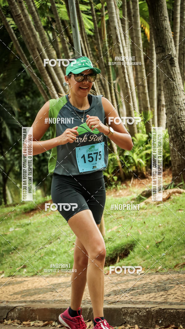 Buy your photos of the eventPark Run on Fotop