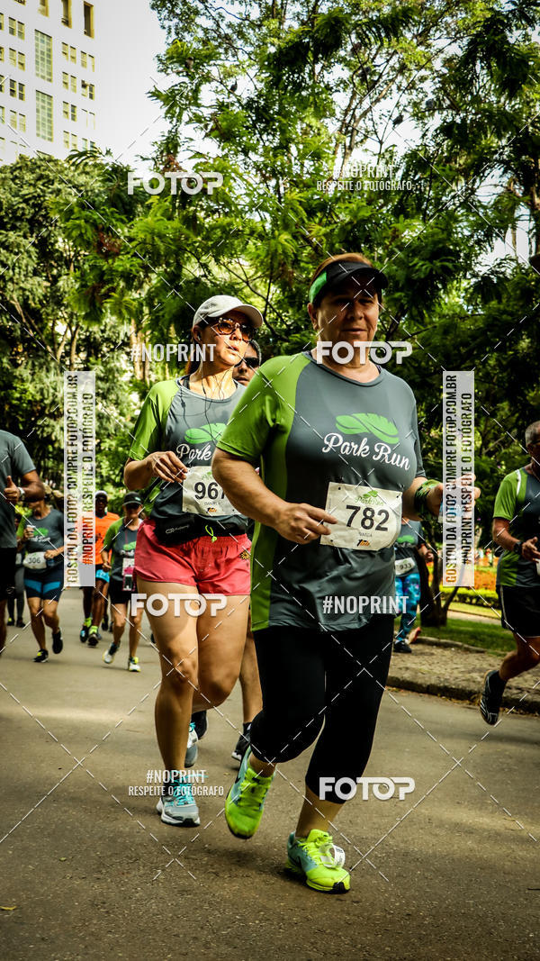 Buy your photos of the eventPark Run on Fotop