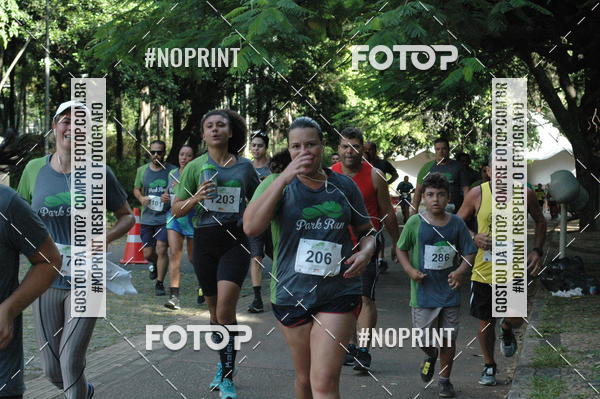 Buy your photos of the eventPark Run on Fotop