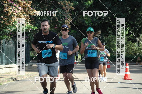 Buy your photos of the eventPark Run on Fotop