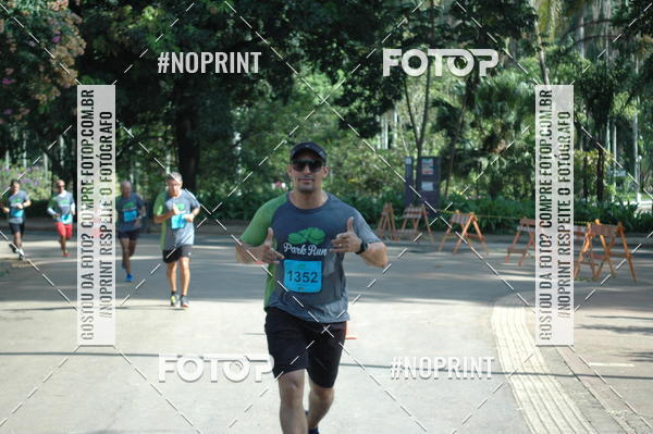 Buy your photos of the eventPark Run on Fotop
