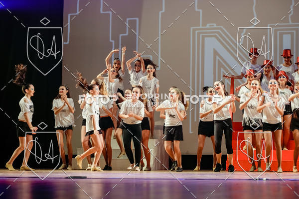 Buy your photos of the eventBelieve New York 2018 on Fotop