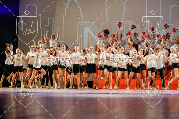 Buy your photos of the eventBelieve New York 2018 on Fotop