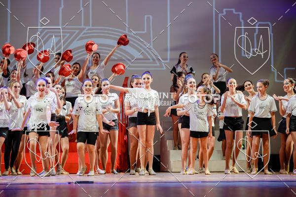 Buy your photos of the eventBelieve New York 2018 on Fotop