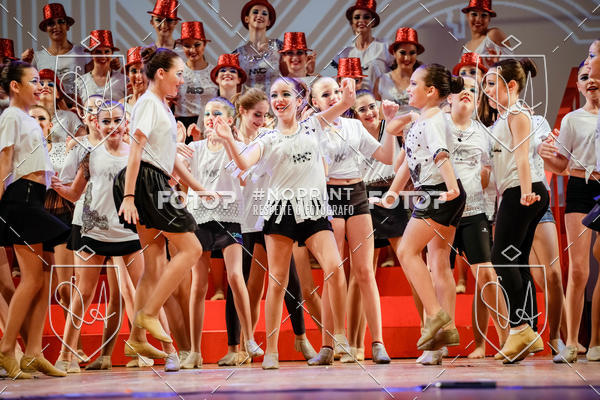 Buy your photos of the eventBelieve New York 2018 on Fotop