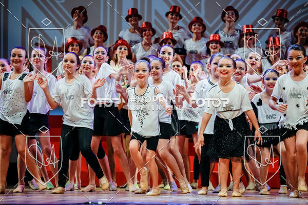 Buy your photos of the eventBelieve New York 2018 on Fotop