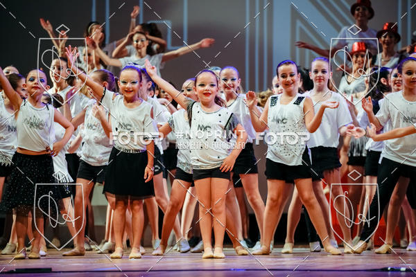 Buy your photos of the eventBelieve New York 2018 on Fotop