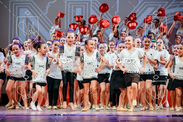 Buy your photos of the eventBelieve New York 2018 on Fotop