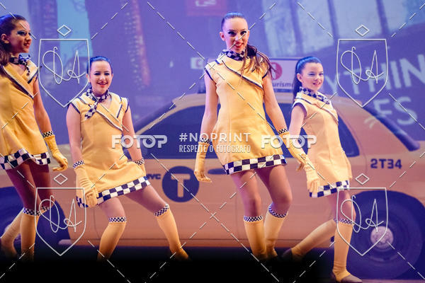 Buy your photos of the eventBelieve New York 2018 on Fotop