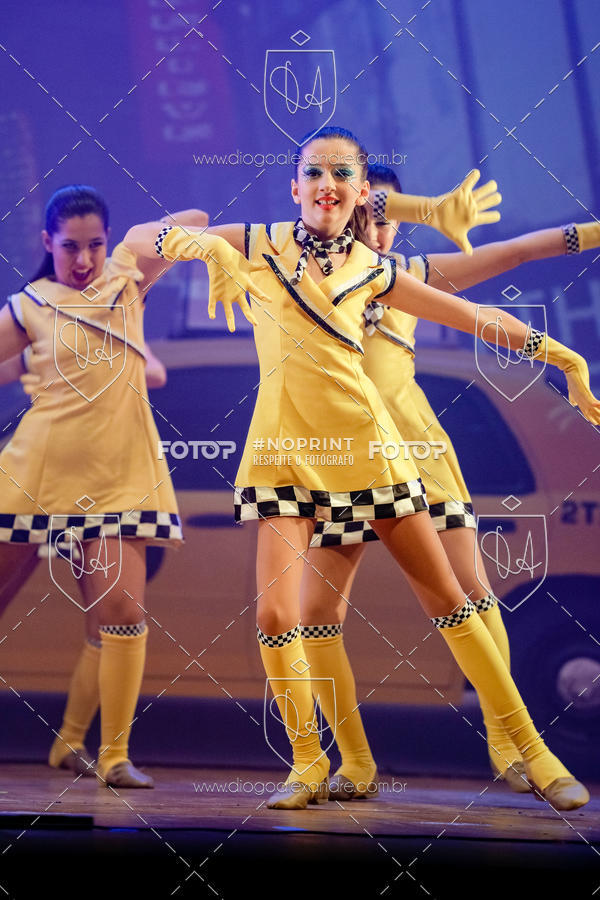 Buy your photos of the eventBelieve New York 2018 on Fotop