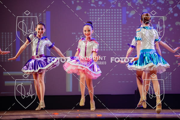 Buy your photos of the eventBelieve New York 2018 on Fotop