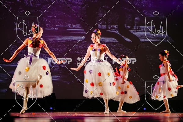 Buy your photos of the eventBelieve New York 2018 on Fotop