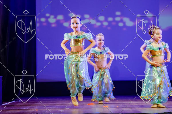 Buy your photos of the eventBelieve New York 2018 on Fotop