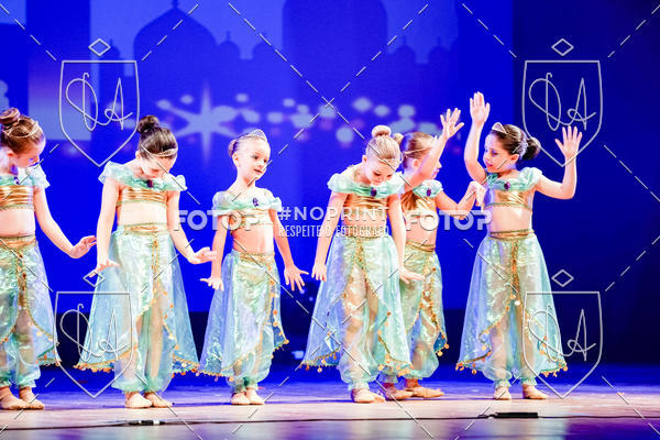 Buy your photos of the eventBelieve New York 2018 on Fotop