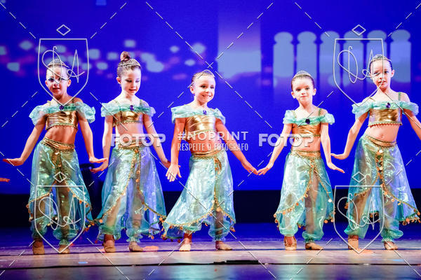 Buy your photos of the eventBelieve New York 2018 on Fotop