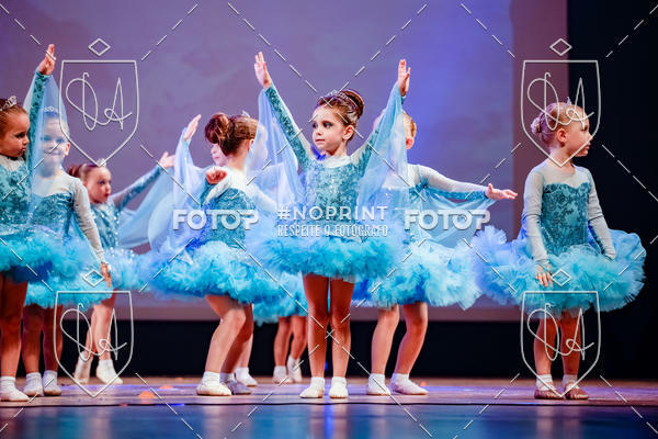 Buy your photos of the eventBelieve New York 2018 on Fotop