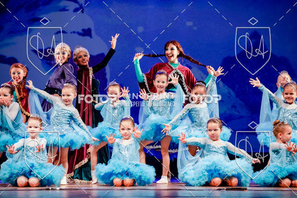 Buy your photos of the eventBelieve New York 2018 on Fotop