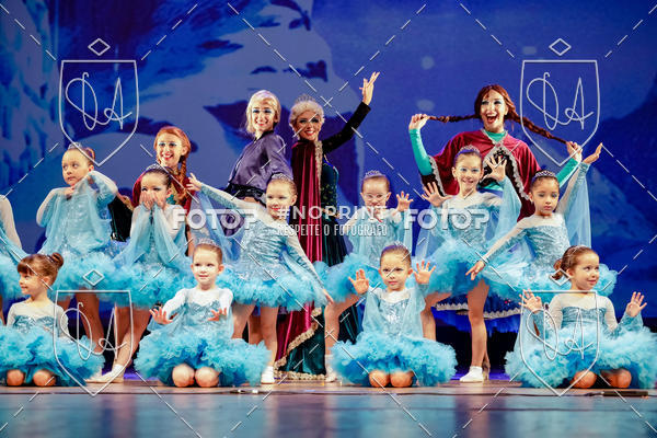 Buy your photos of the eventBelieve New York 2018 on Fotop