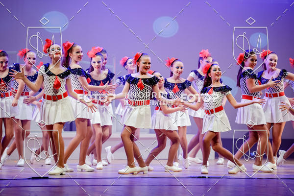 Buy your photos of the eventBelieve New York 2018 on Fotop