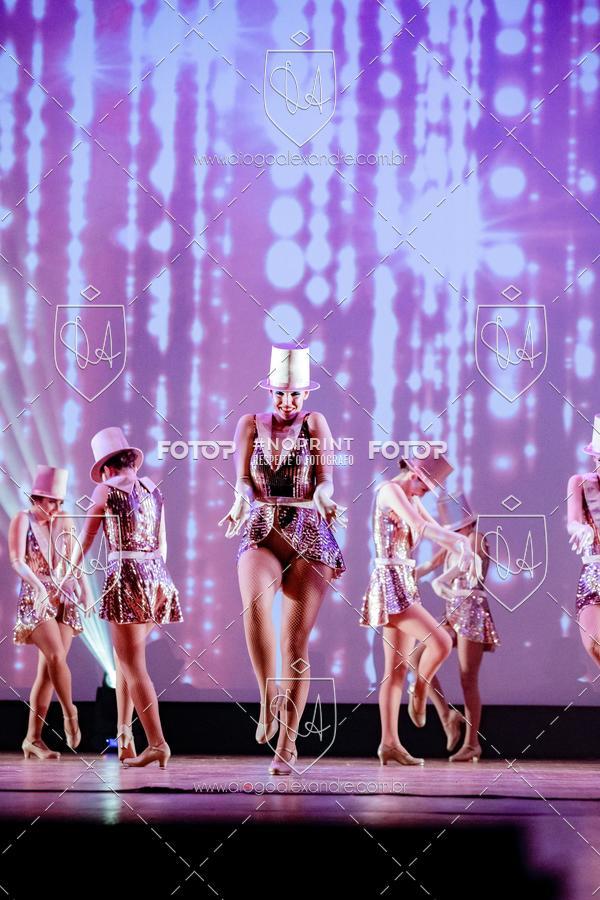 Buy your photos of the eventBelieve New York 2018 on Fotop