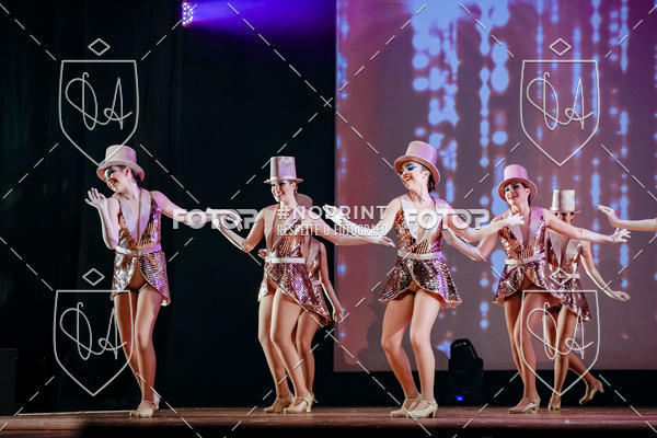 Buy your photos of the eventBelieve New York 2018 on Fotop