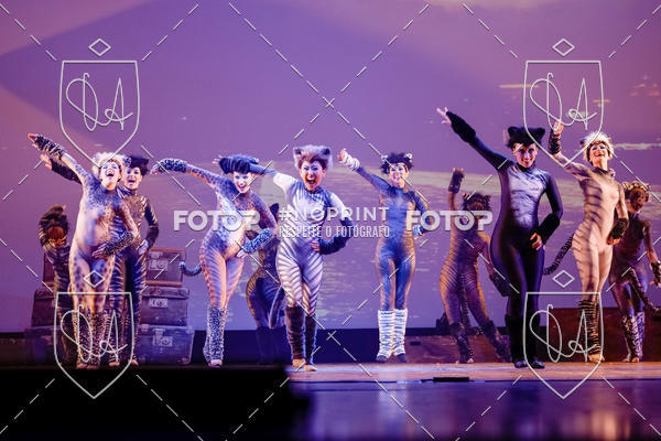 Buy your photos of the eventBelieve New York 2018 on Fotop