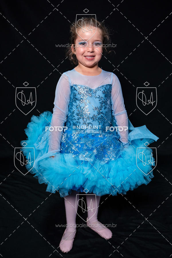 Buy your photos of the eventBelieve New York 2018 on Fotop