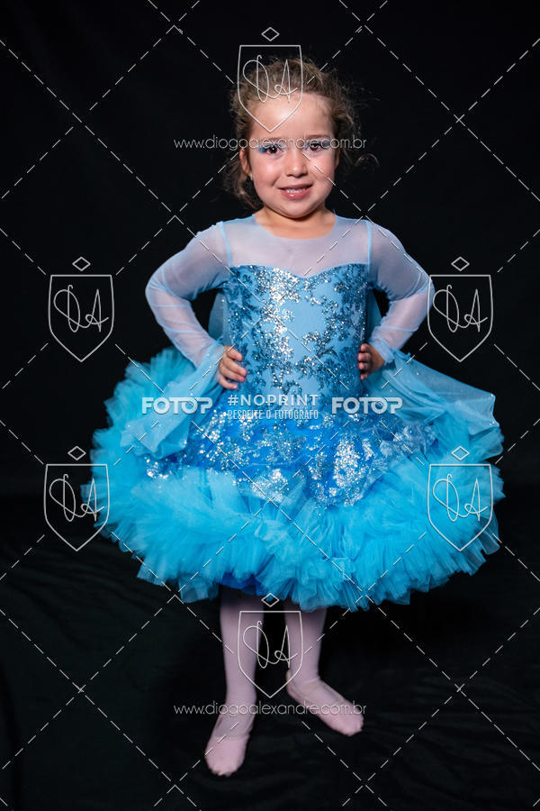 Buy your photos of the eventBelieve New York 2018 on Fotop