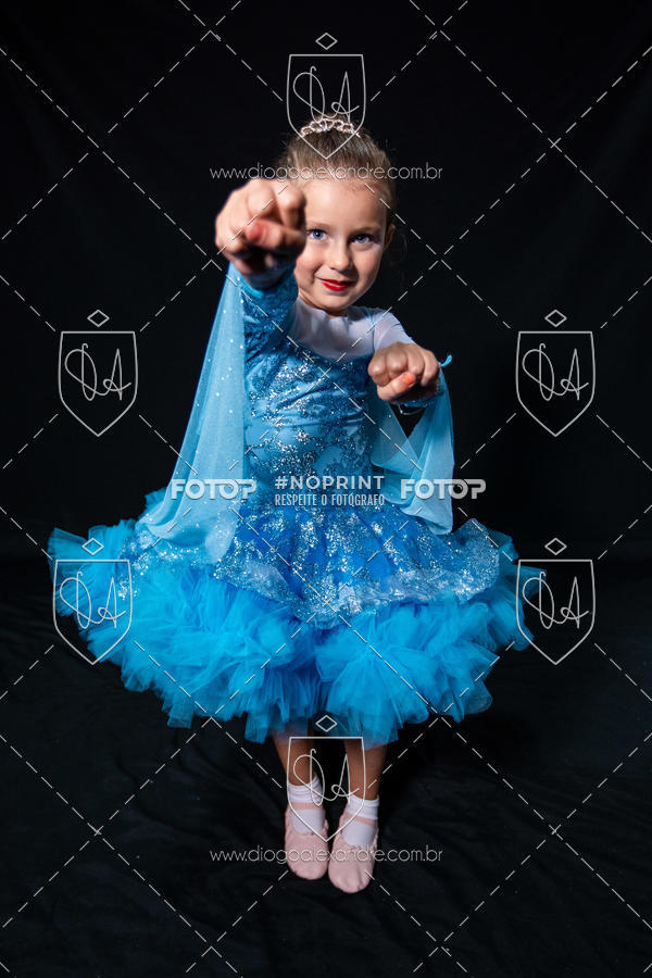 Buy your photos of the eventBelieve New York 2018 on Fotop