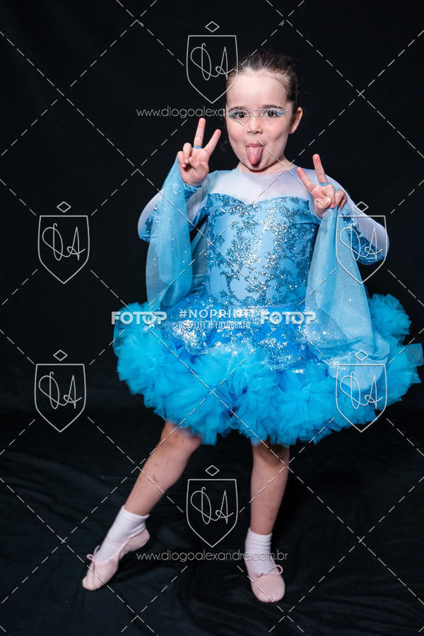 Buy your photos of the eventBelieve New York 2018 on Fotop