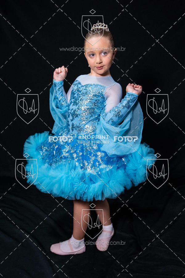 Buy your photos of the eventBelieve New York 2018 on Fotop