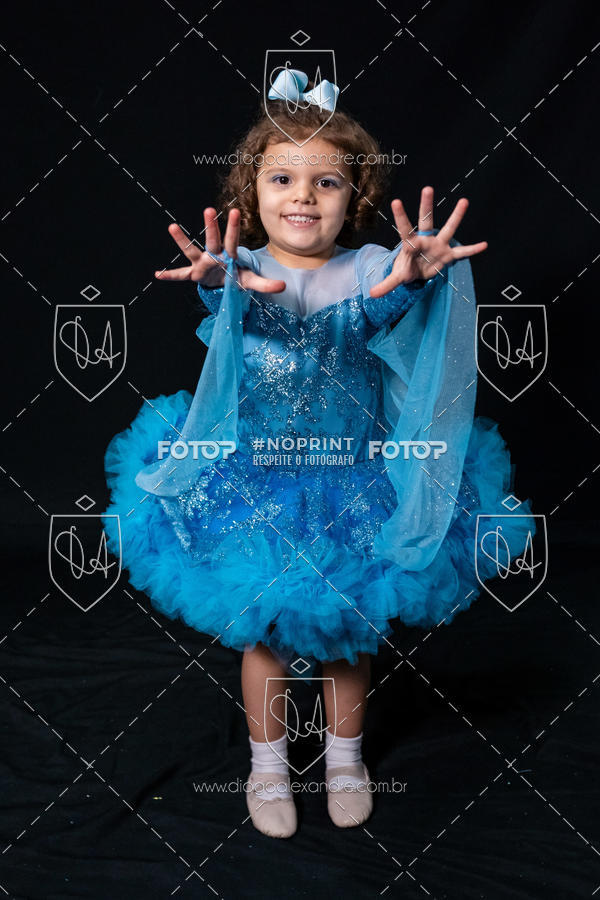 Buy your photos of the eventBelieve New York 2018 on Fotop