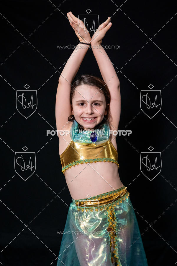 Buy your photos of the eventBelieve New York 2018 on Fotop